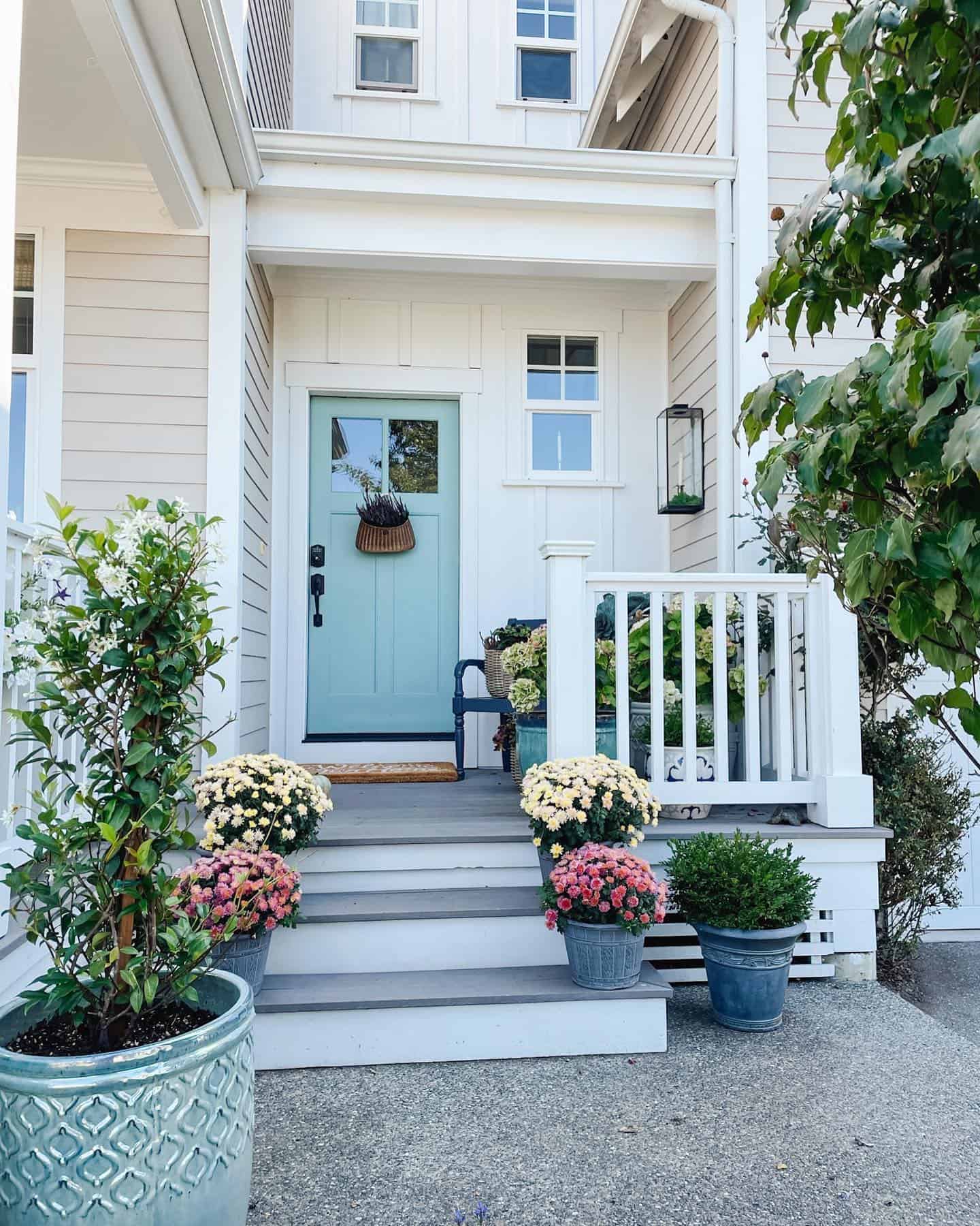 Front Porch Ideas – Creating A Welcoming Atmosphere