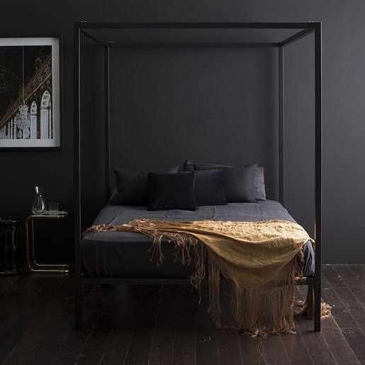 Black Bedroom Ideas – The Beauty Of Darkness