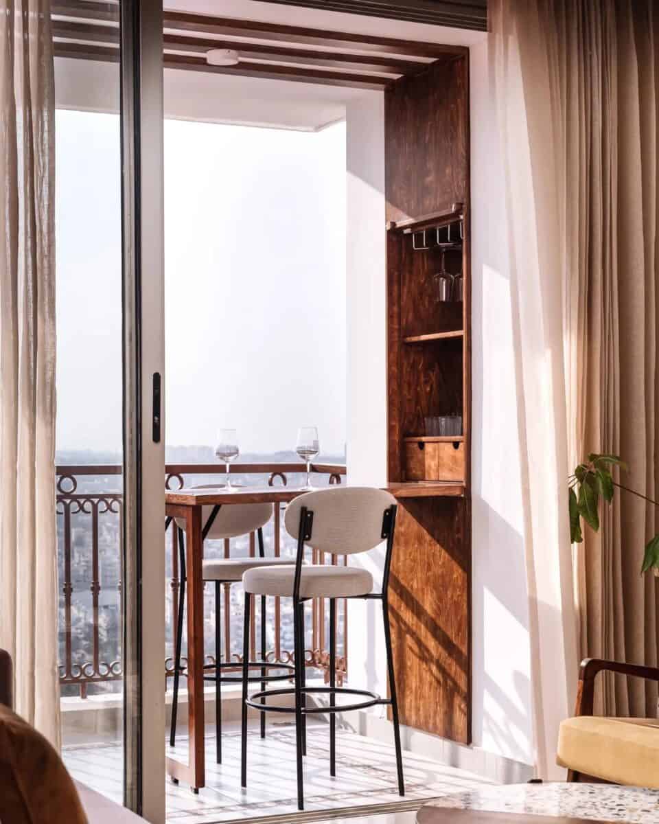 15 Stylish and Functional Collapsible Folding Tables for Any Room ...