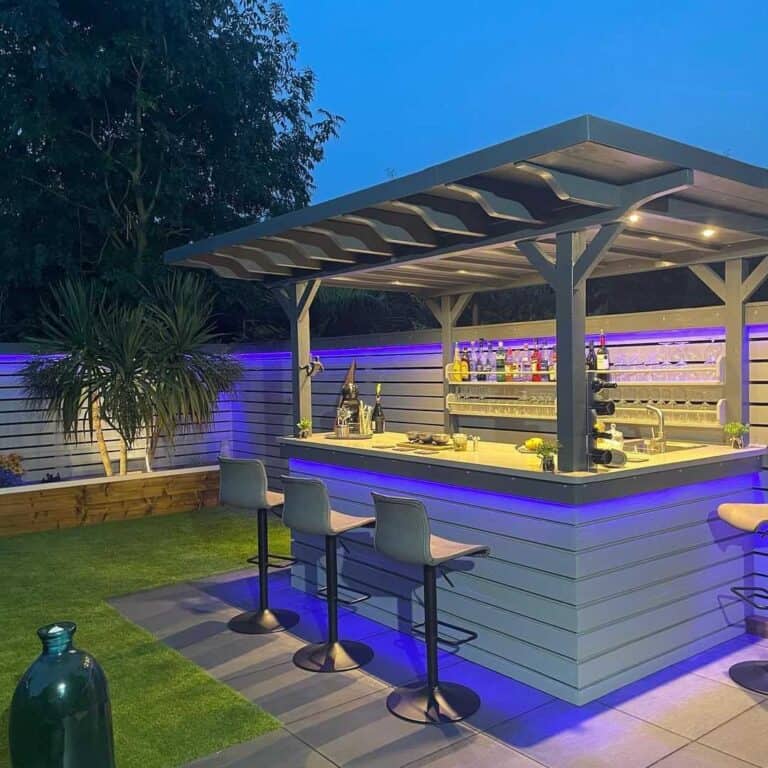 15 Garden Fence Ideas That Will Transform Your Outdoor Space – DecoFond