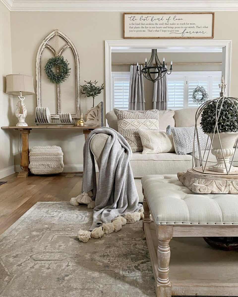 Très Chic: 22 Dreamy French Country Living Room Ideas – DecoFond