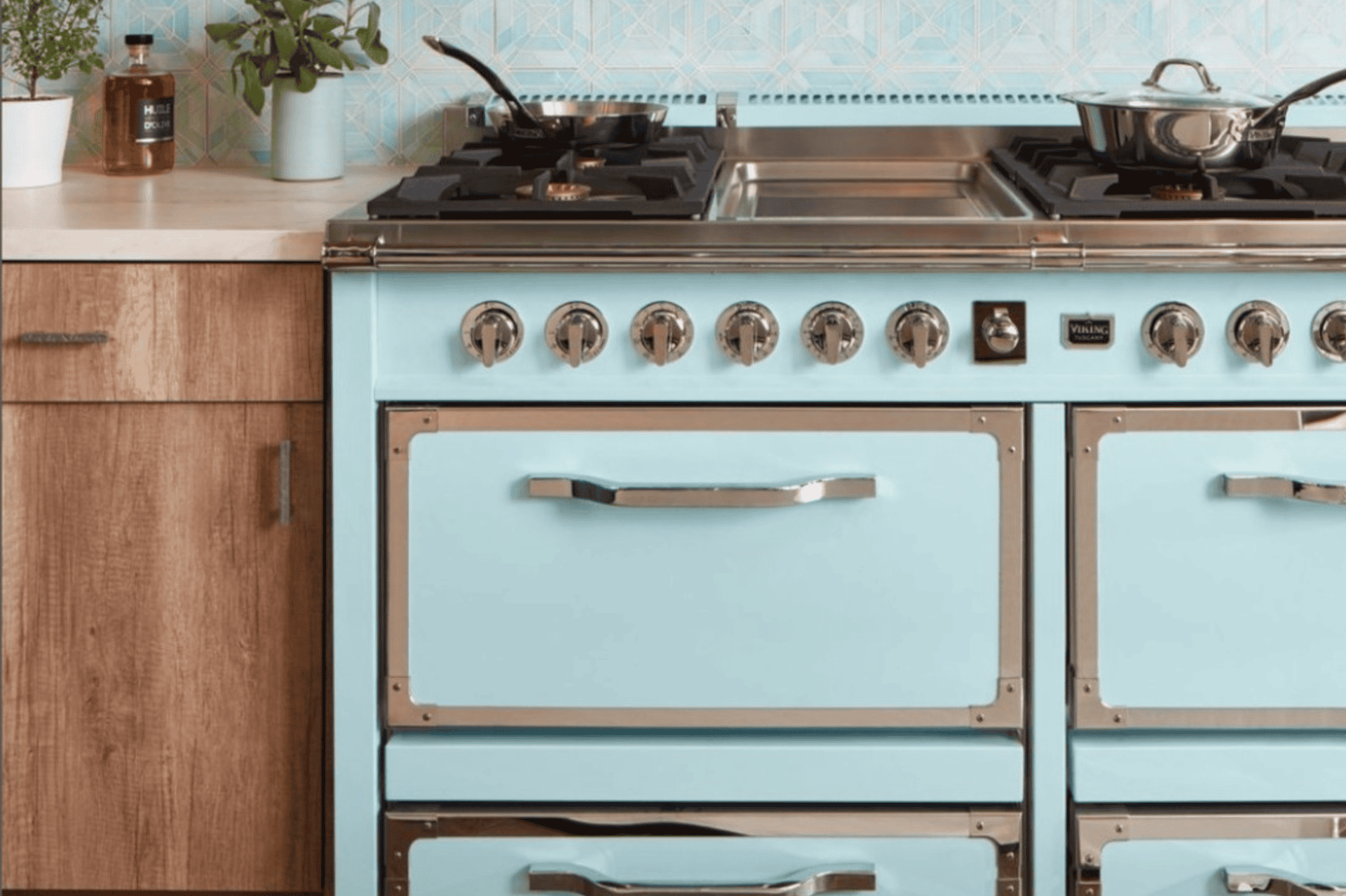 Turn Up the Nostalgia: 10 Retro Appliances That Steal the Show