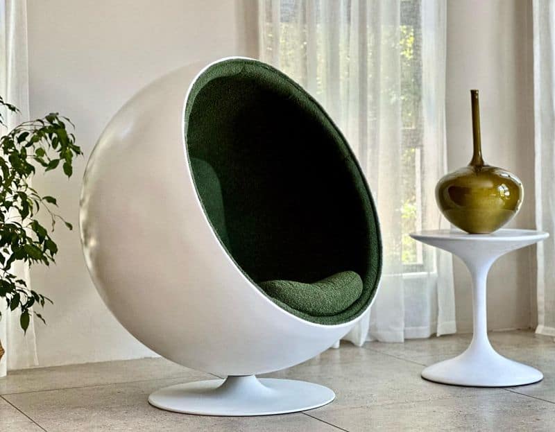 Egg Chair