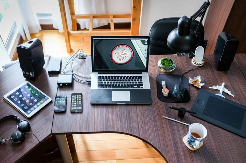 Take Photos of Your Electronics Before Unplugging Them (Because Who Even Knows How This Works?)