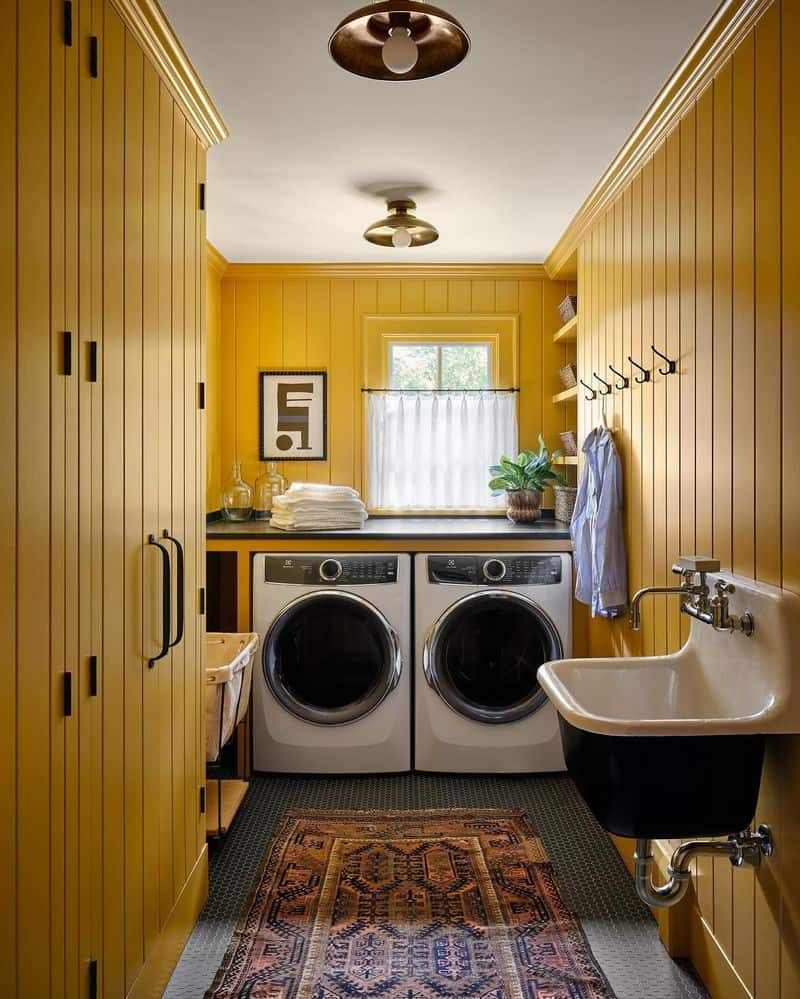 Utility Sink with Cabinet