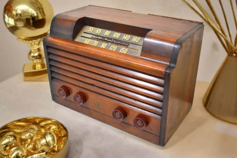 Vacuum Tube Radio