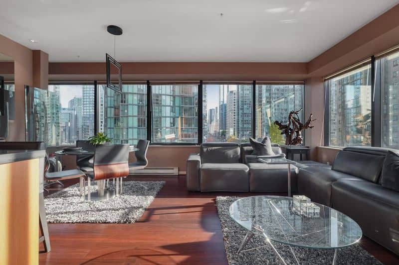 Canada: Vancouver Condo