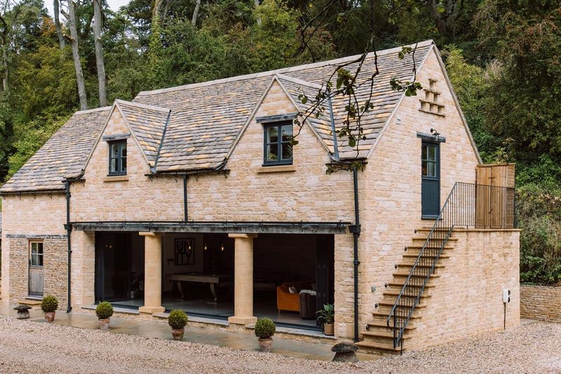 Cotswold Stone Cottage