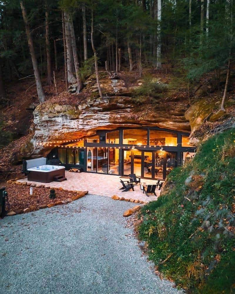 Dunlap Hollow Cave, Ohio, United States