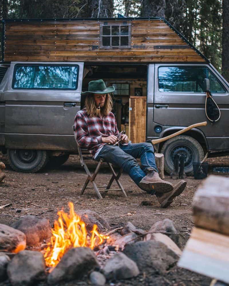 Frye's Van: A Log Cabin on Wheels