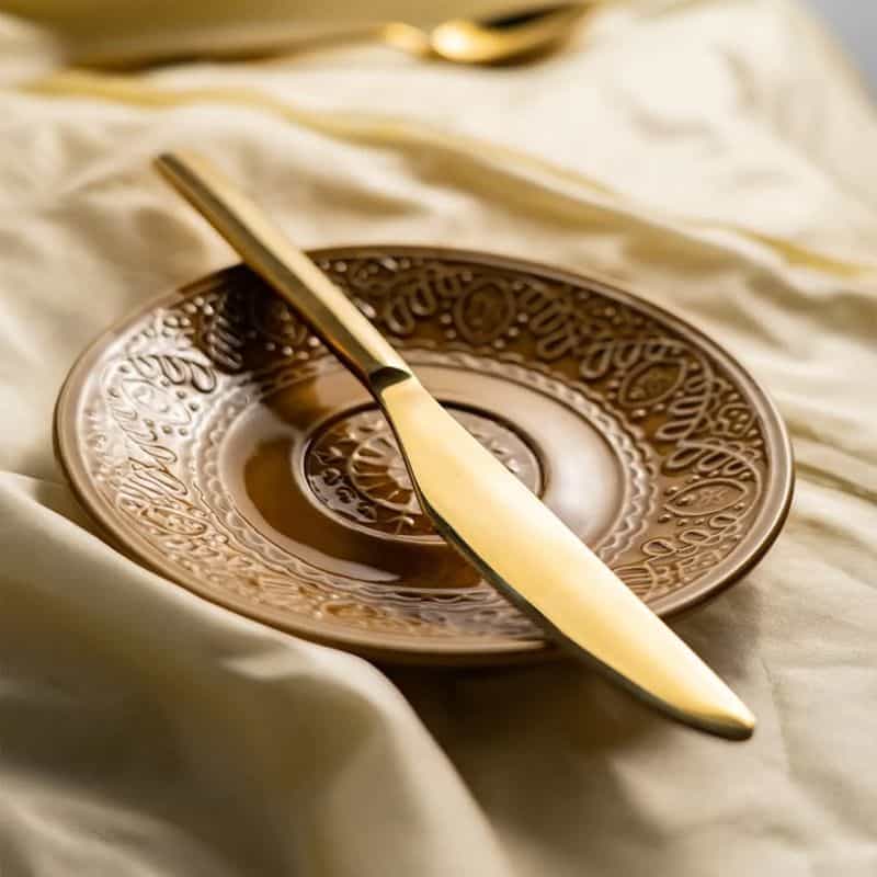 Gold Tableware