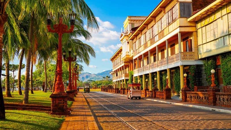 Las Casas Filipinas de Acuzar