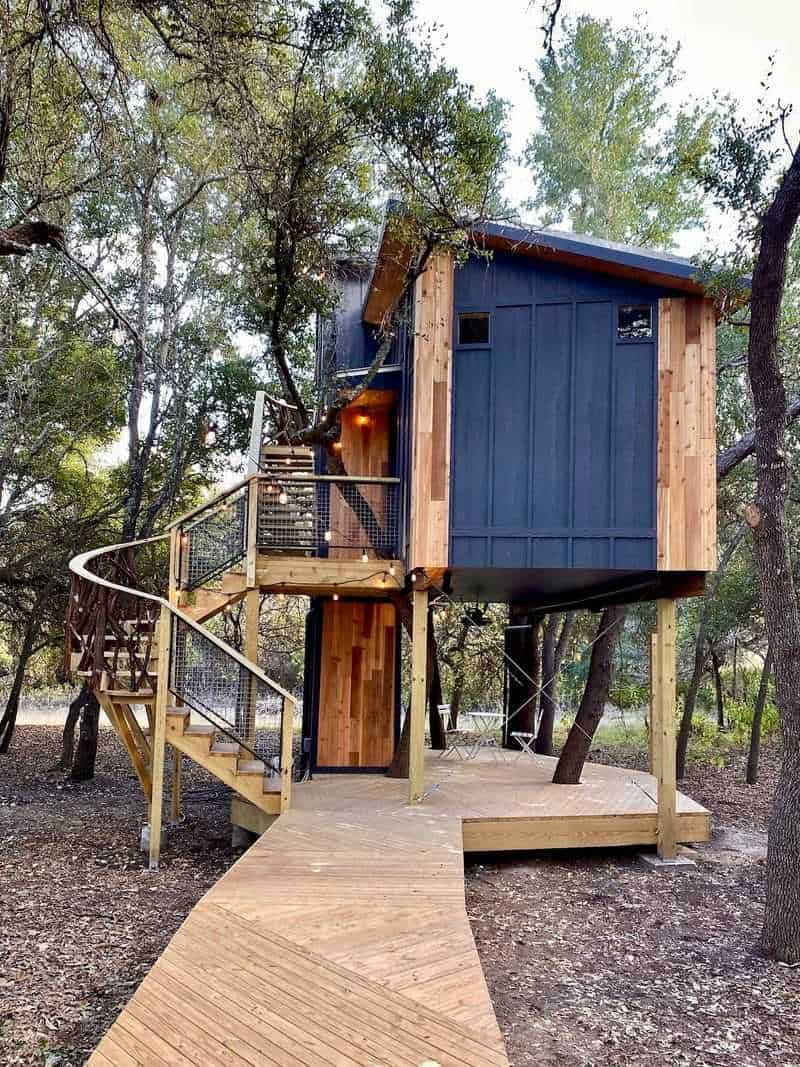 Leaf Treehouse at HoneyTree Farm, Texas