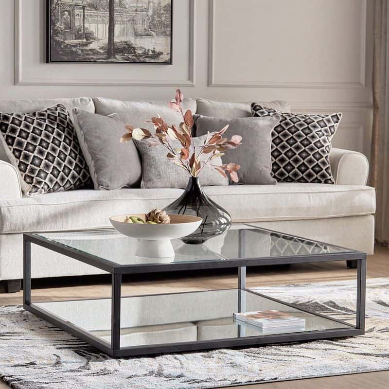 That “Chic” Glass Coffee Table