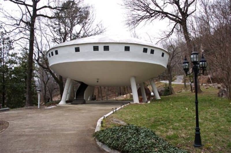 The Spaceship House