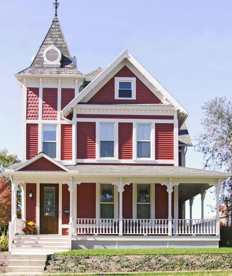 Victorian-Inspired Farmhouse