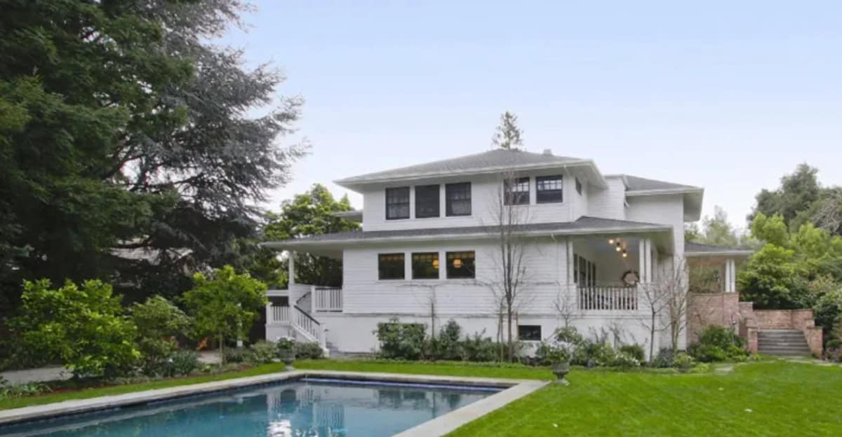 5 Surprisingly Normal Celebrity Homes You Could Imagine Living In