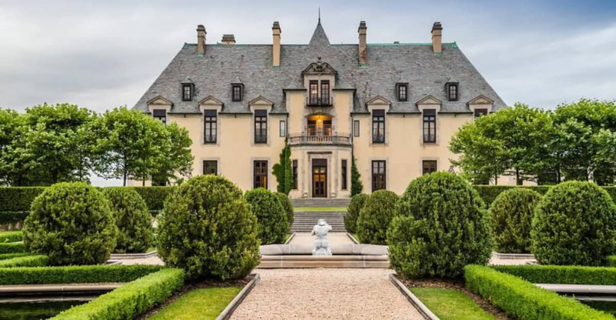 12 Historic Homes in the US You Have to Visit