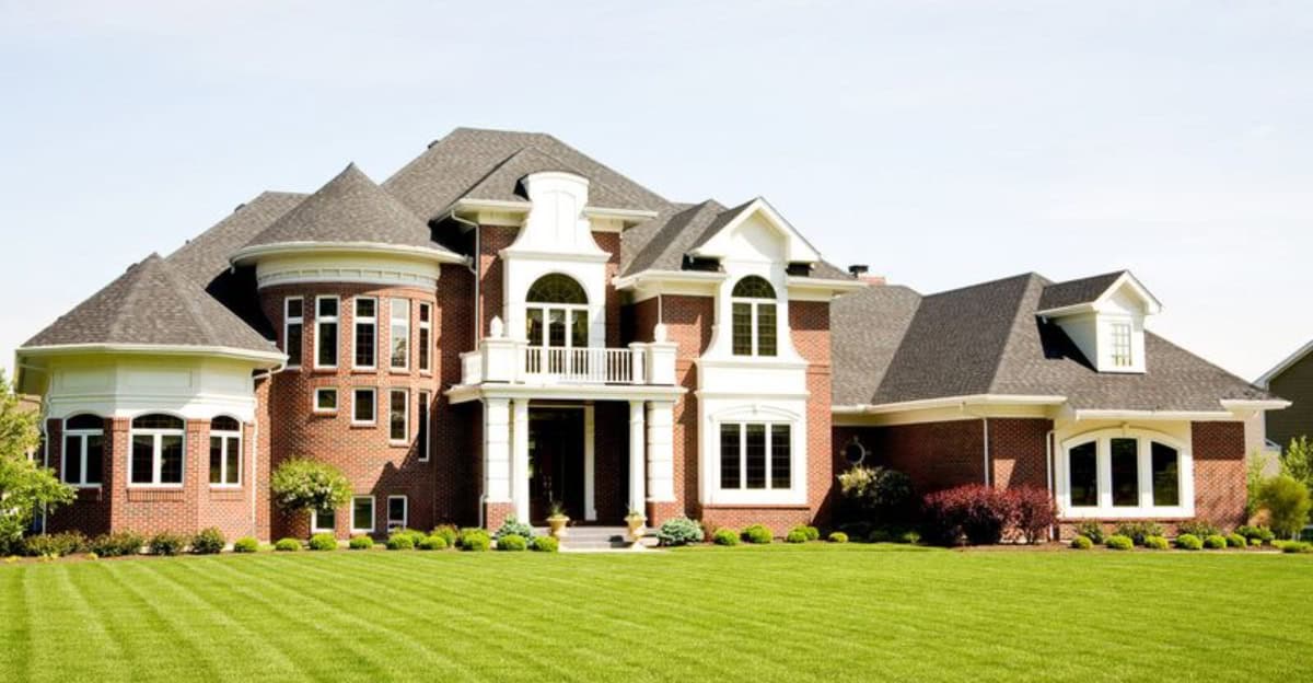 10 Facts About the 90s McMansion Style Houses