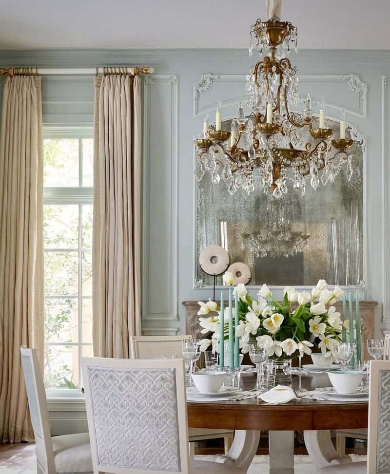 Chic Chandelier Choice