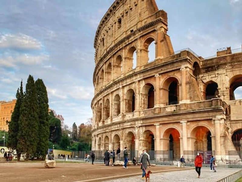 Colosseum, Rome (70–80 AD)