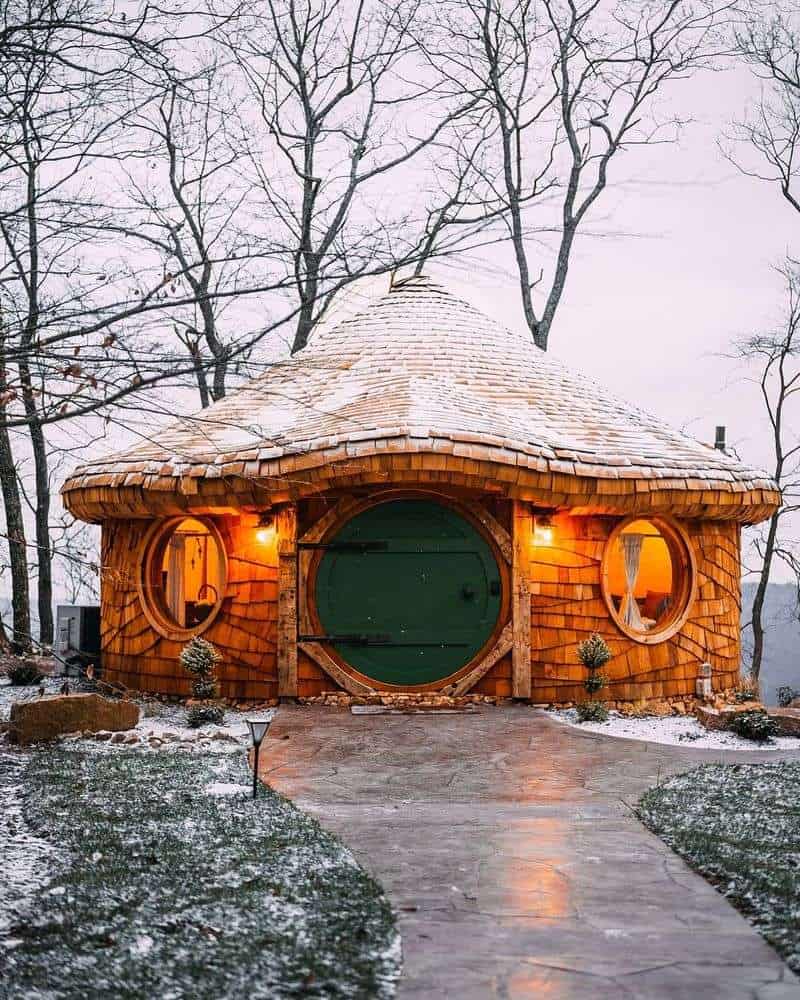 Eco-Friendly Hobbit Hole