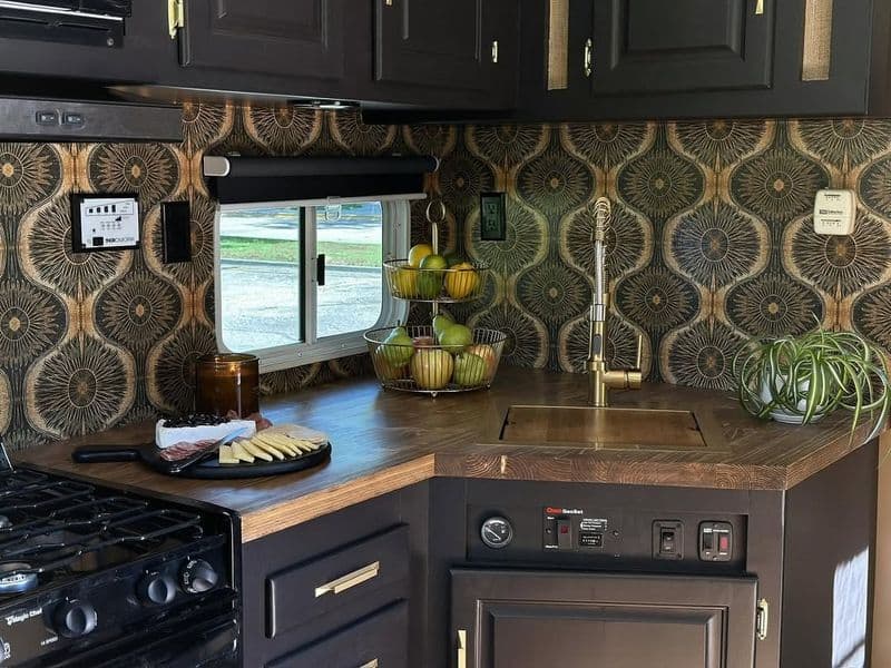 Kitchen Setup
