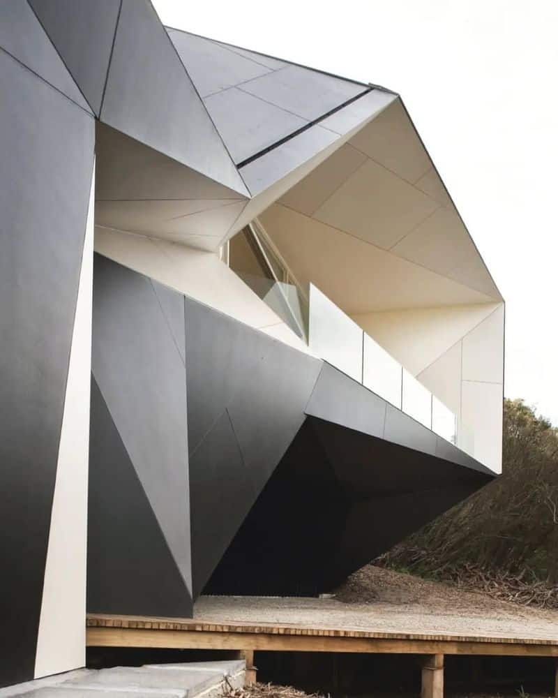Klein Bottle House