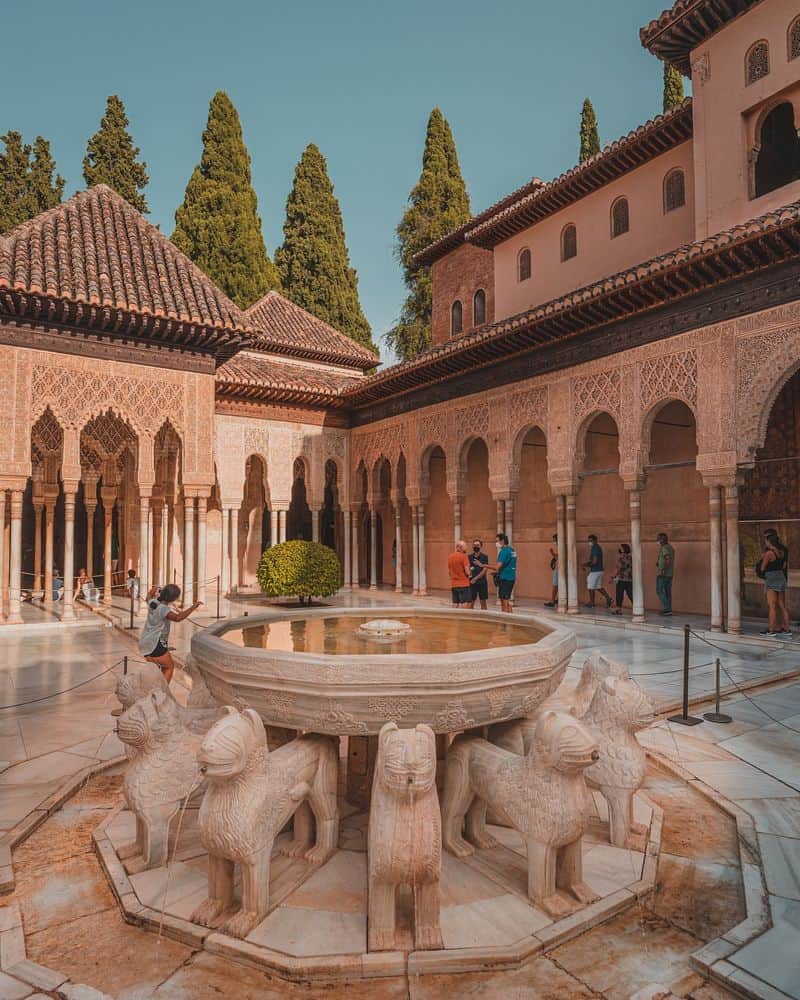 Patio de los Leones, Alhambra