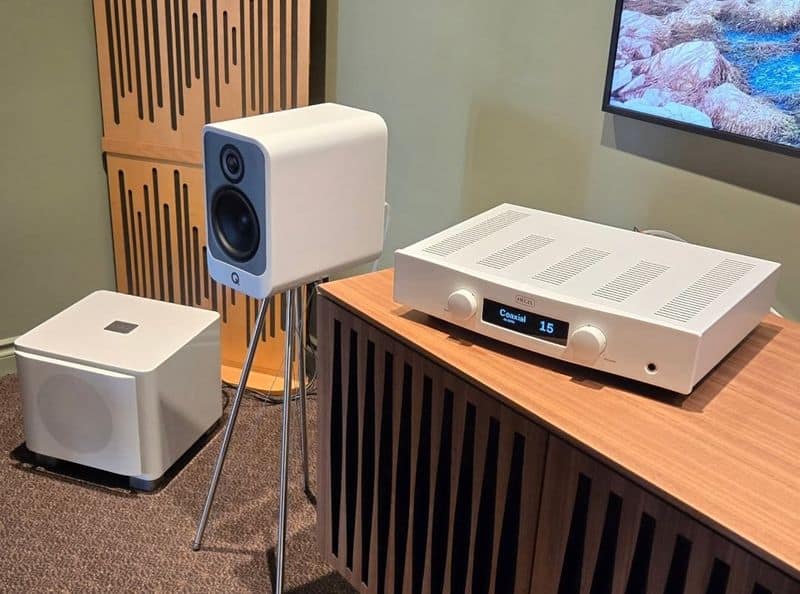 Q Acoustics 3020c