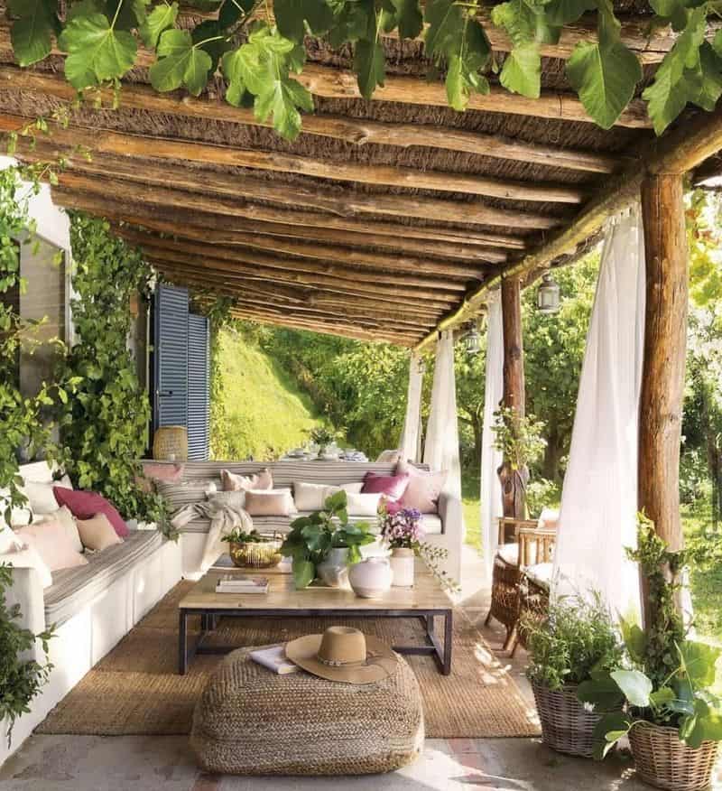 Rustic Outdoor Patio