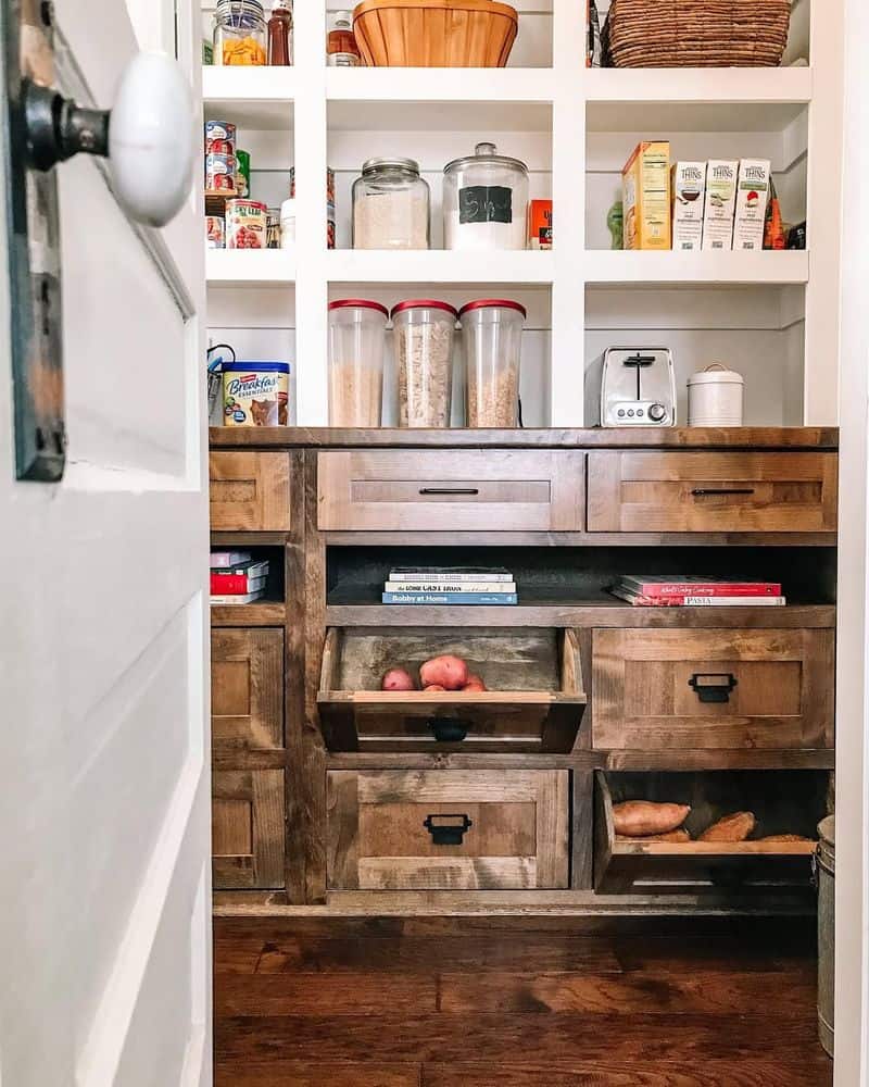 Rustic Reclaimed Wood Elegance