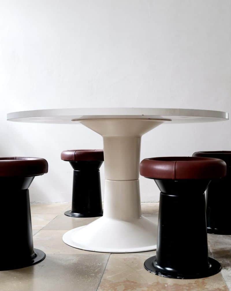 Saturnus Table