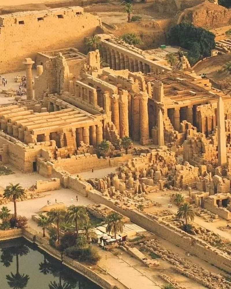 Temples of Luxor & Karnak, Egypt (c. 2060 BC – 1085 BC)