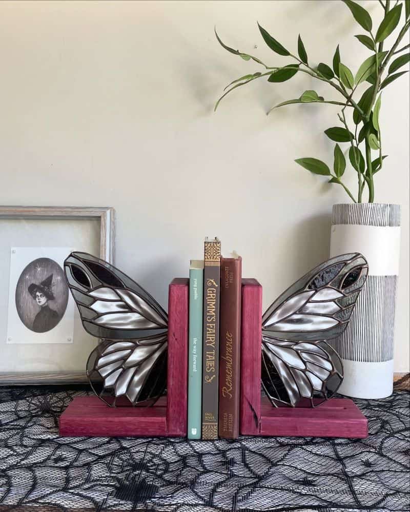 Vibrant Bookends