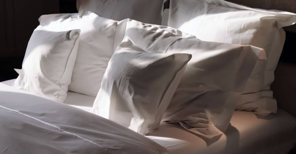 6 Tricks to Ensure Your Bed Sheets Stay Fresh Longer