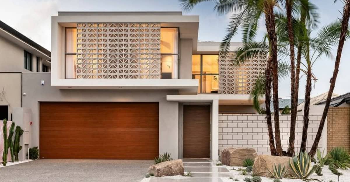 mid-century-breeze-blocks