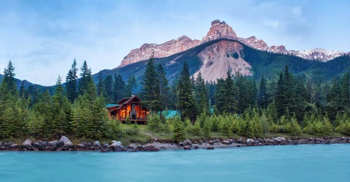10 Tiny Hotels Around the World With Surprisingly Big Comfort