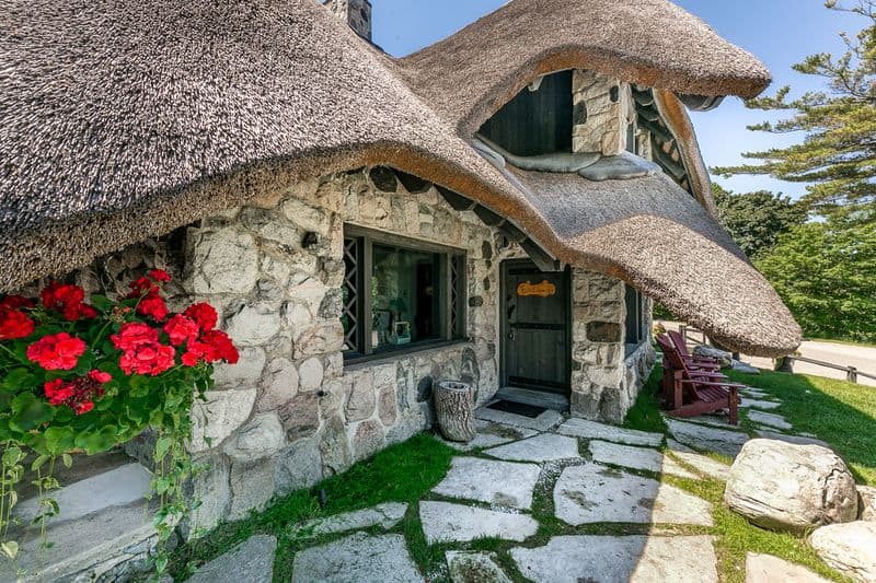 Natural Insulation and Warmth