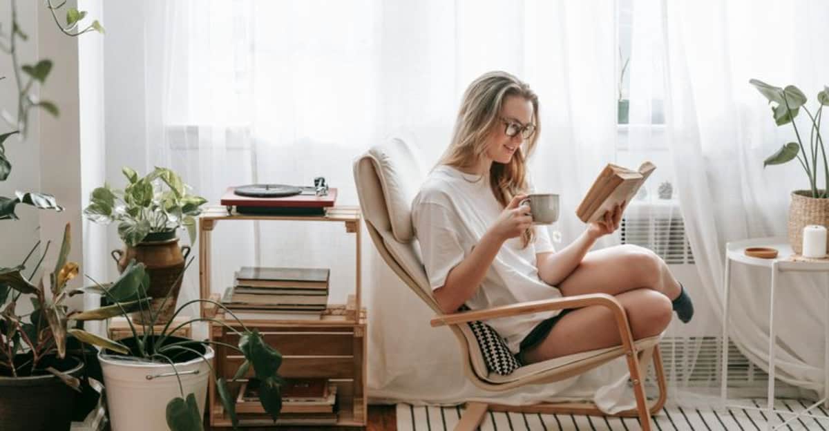 10 Ways to Get Rid of Emotional Clutter and How to Keep It at Bay