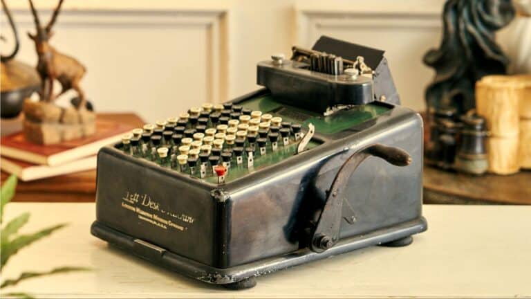 12 Gadgets That Were Totally Essential in the ’60s! – DecoFond