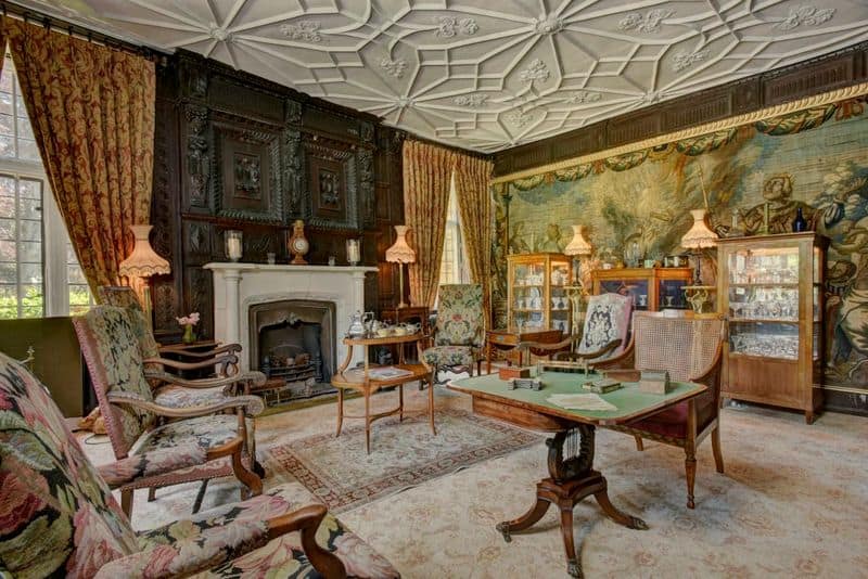Spacious Interiors
