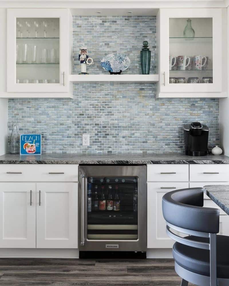 Beach-Inspired Backsplash
