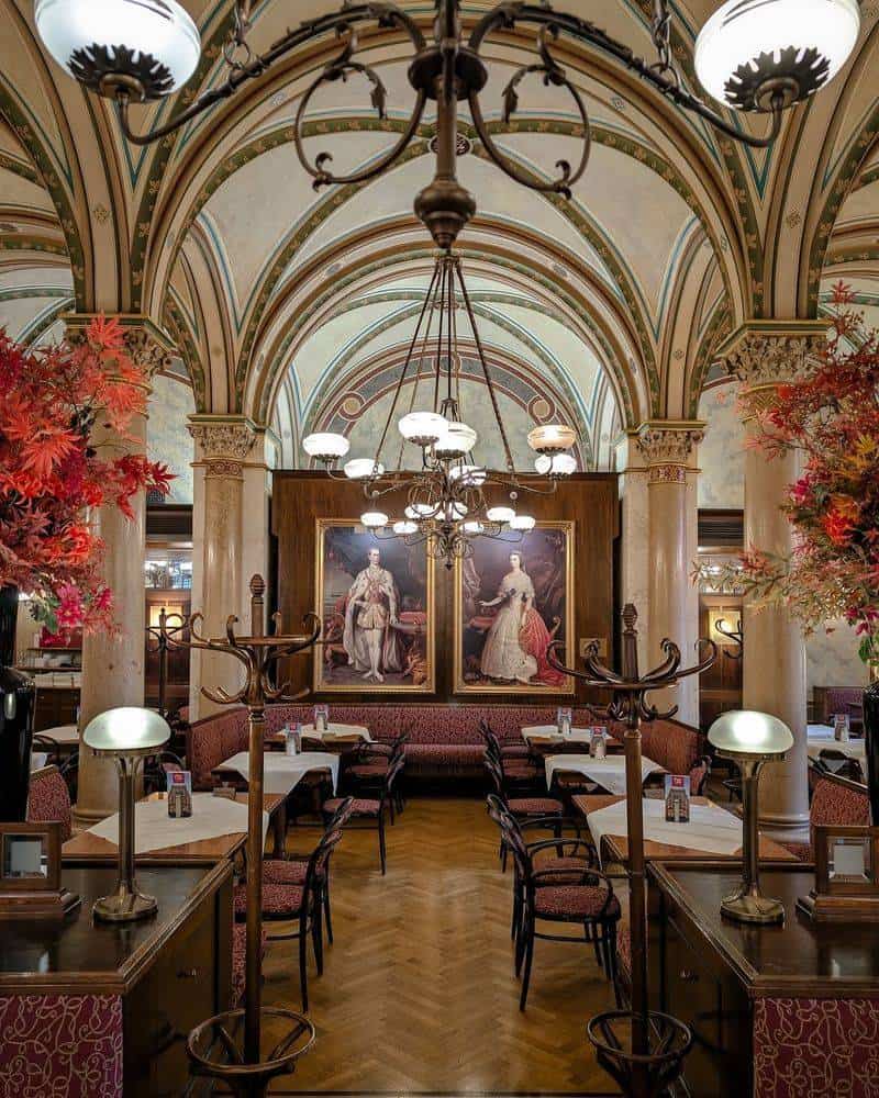 Café Central