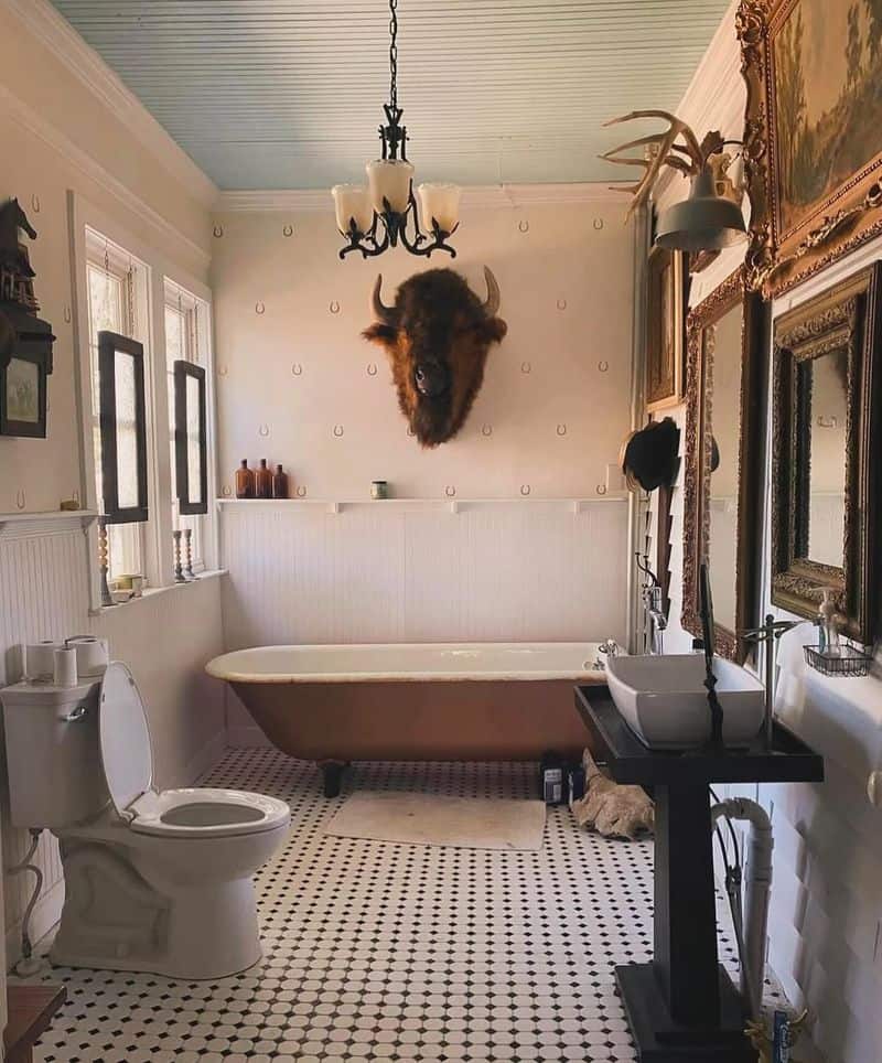 Vintage Bathroom Elegance