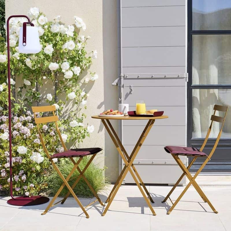 Choose Foldable Furniture