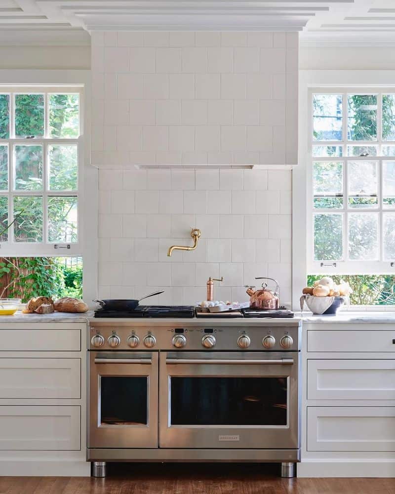 Clean Ovens with Dishwashing Tablets