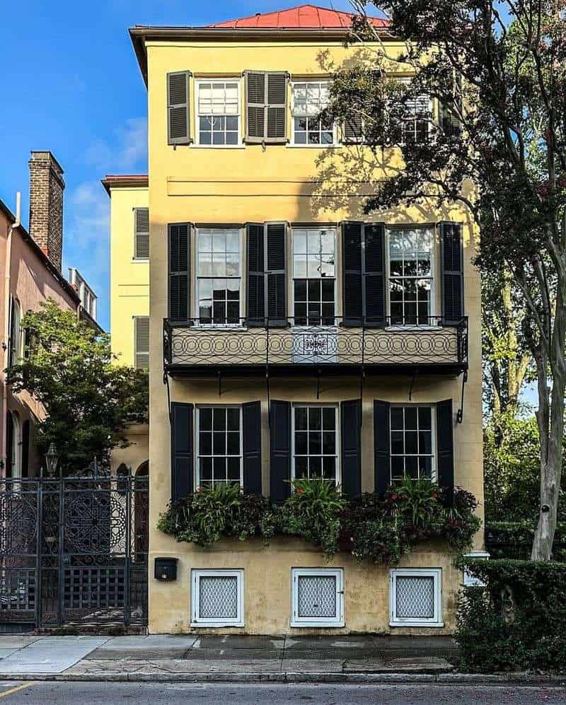 Colonial Revival