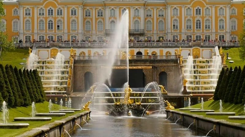 Samson Fountain, Peterhof