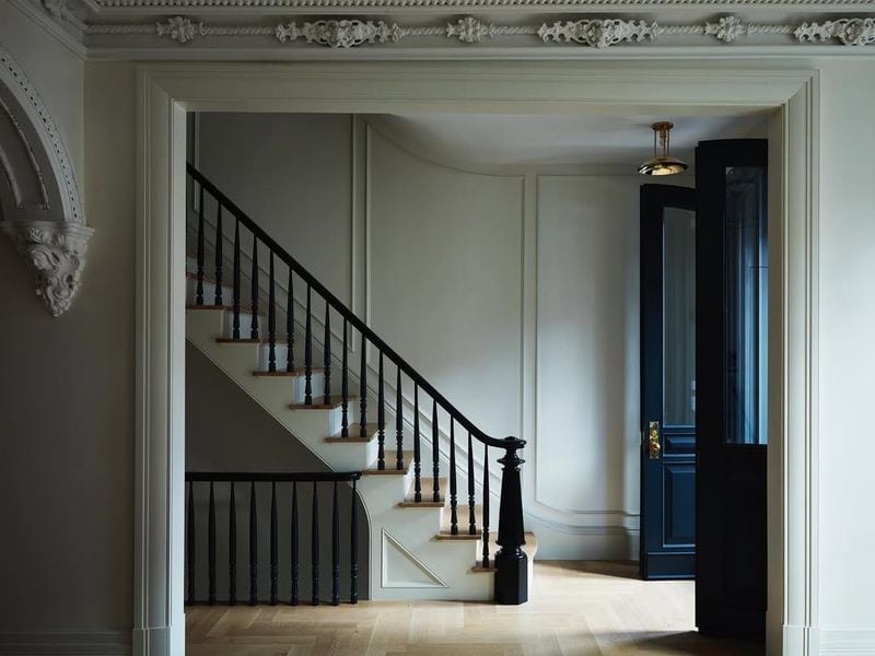Defined Entry Hall